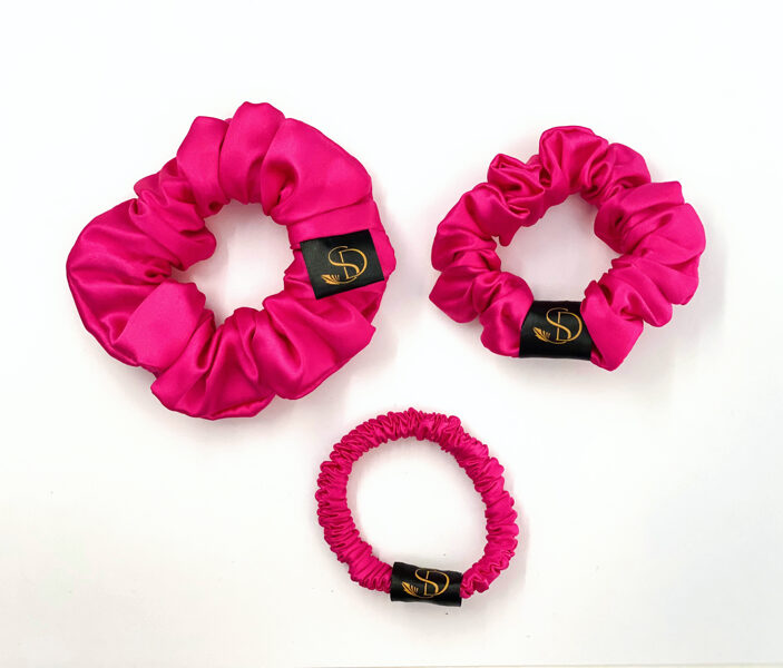 Fuchsia silk scrunchie 